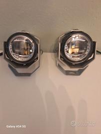 Faretti supplementari moto