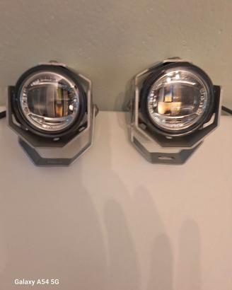 Faretti supplementari moto