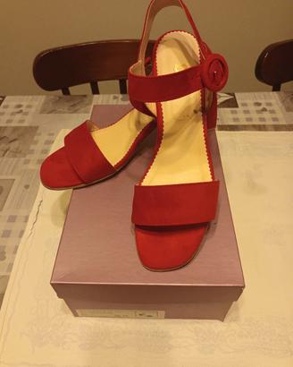  Sandali in buonissimo stato