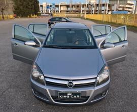 Opel Astra 1.6 16V Twinport 5 porte Cosmo