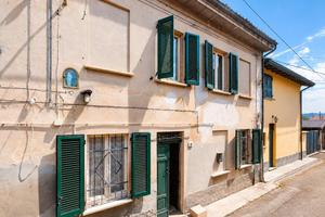 CASA SEMINDIPENDENTE A BRONI
