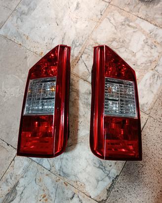 fanali dx e sx Fiat idea