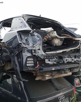 Audi q2 scocca per taglio lamiera
