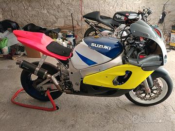 Suzuki gsx600r