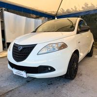 Lancia Ypsilon 1.2 69 CV 5 porte Elefantino