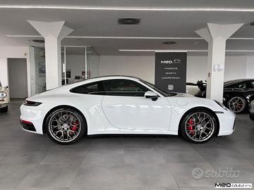 PORSCHE - 992