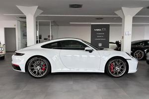 PORSCHE - 992