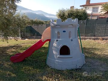 Castello con scivolo multifunzione Chicco