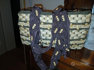 Borsa estiva in paglia color marrone e  paglia