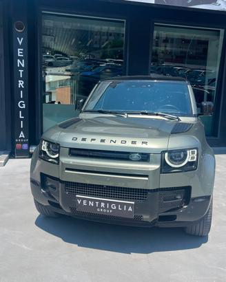 Land Rover Defender 110 3.0D I6 200 CV AWD Auto X-