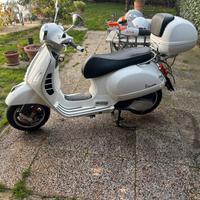 VESPA GTS 300