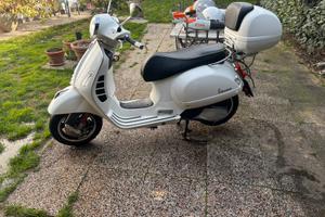 VESPA GTS 300