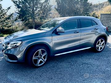 MERCEDES GLA 200d AMG Automatic Premium