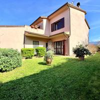 VILLA A SCHIERA A FIGLINE E INCISA VALDARNO