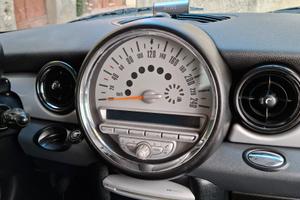mini Cooper d r56