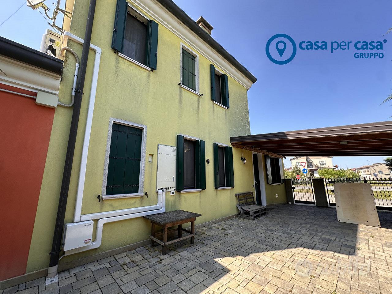Villa singola di recente ristrutturazione - Vista 4