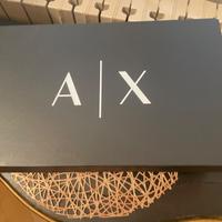 Armani Exchange: scatola