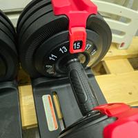 manubri regolabili e panca inclinabile