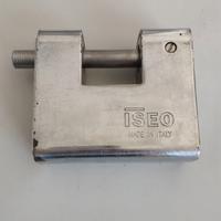 Lucchetto corazzato Iseo Boxer da 90 mm