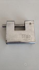 Lucchetto corazzato Iseo Boxer da 90 mm