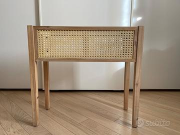 Piedistallo per piante in legno e rattan