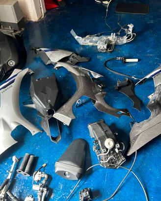 RICAMBI ORIGINALI YAMAHA R1 M