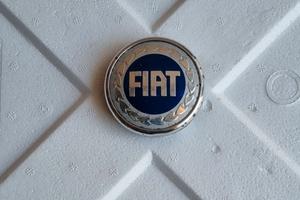 Tappo Centrale Cerchio FIAT Vintage Cromato Stemma