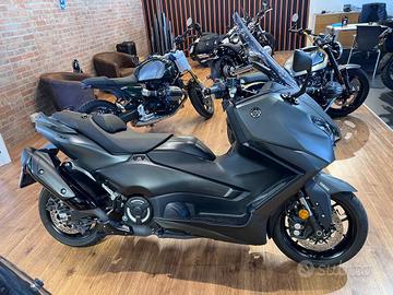 YAMAHA T-Max 560 Abs my25
