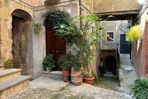 MONOLOCALE A GENAZZANO