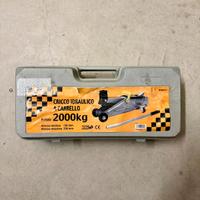 Sollevatore idraulico carrello 2000 Kg valigetta