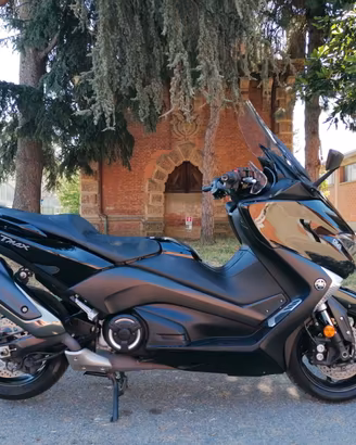 Yamaha T Max 530 - Tagliandato - Gommato