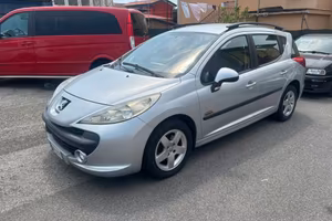 Peugeot 207 1.6 HDi 90CV FAP SW X Line