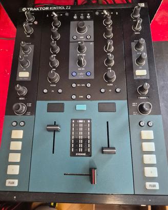 Traktor Z2 mixer digitale