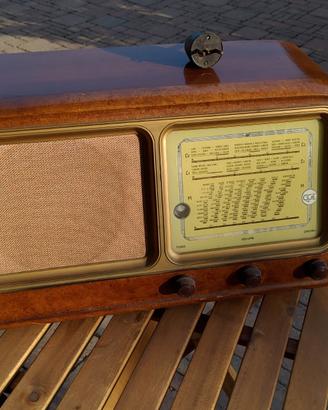 Radio vintage anni '50-CGE m.2515 funzionante