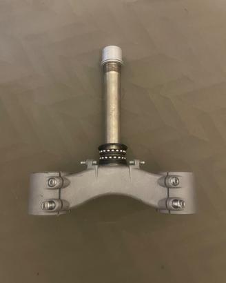 Piastra di sterzo inferiore ducati 999 originale