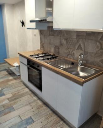 Appartamentino monolocale con grande terrazza
