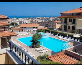 Oasi Vista Mare con Piscina a Tortoreto Lido