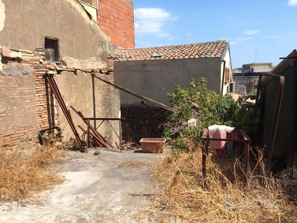 Terreno edificabile con rudere in zona residenzial - Vista 3