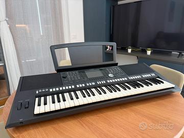 Tastier Workstation Yamaha PSR-S950