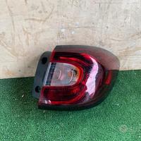 Stop destro renault captur a led