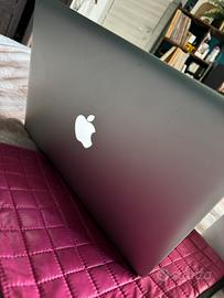 MacBook Pro 15