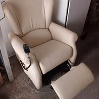 Poltrona elettrica 2 motori elevabile per anziani
