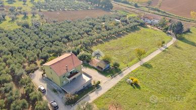 BIFAMILIARE A GIULIANOVA