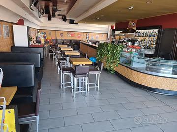 Bar Disco Pub ristorante fast food