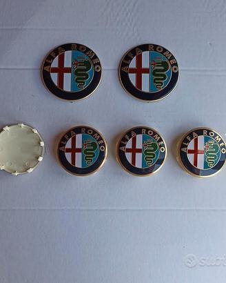 Set stemma e coprimozzo Alfa Romeo 159 Brera