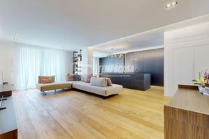 Appartamento di Pregio con Vista Mare e Finiture M