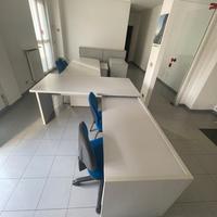 scrivania angolare composta