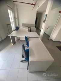 scrivania angolare composta