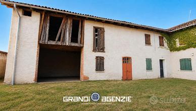 Volpago del Montello - 9 locali  130000 T9312