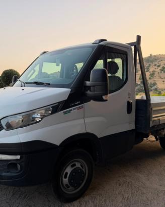 IVECO Daily 35C13 BTor 2.3 HPT PC-RG Cabinato
